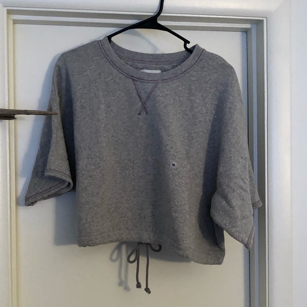 Gray Sinched Top!